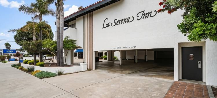 拉塞雷纳旅馆(La Serena Inn)图片