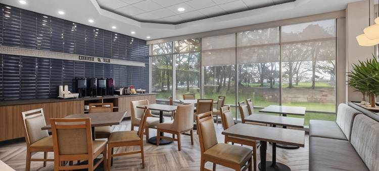 伊利诺伊州芝加哥Homewood希尔顿逸林套房(Homewood Suites by Hilton Downers Grove Chicago)图片