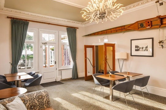 Sunday London Staines-upon-Thames Heathrow T5 Hotel Overview