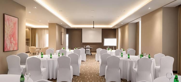 温德姆华美达利雅得国王法赫德国道(Ramada by Wyndham Riyadh King Fahd Road)图片