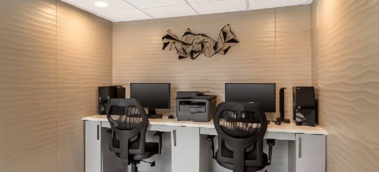 休斯顿能源西走廊贝斯特韦斯特优质必住优质酒店(Best Western Plus Houston Energy Corridor)图片