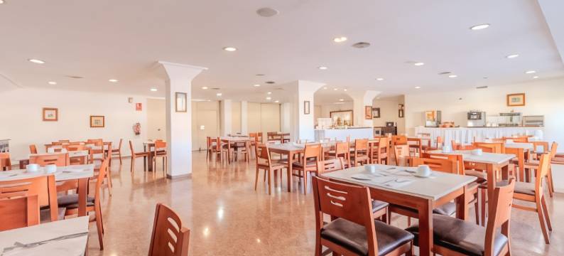 阿罗市ITC酒店(Hotel ITC Ciudad de Haro)图片