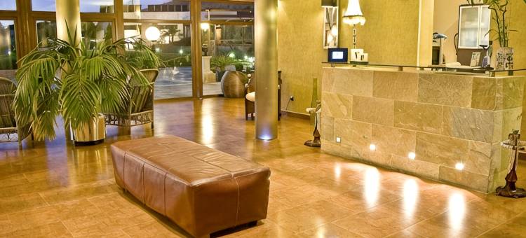 酒店别墅纳祖莱斯(Hotel Spa Villa Nazules)图片