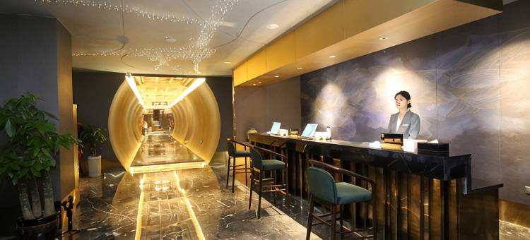一川沐温泉酒店(钟鼓楼店)图片