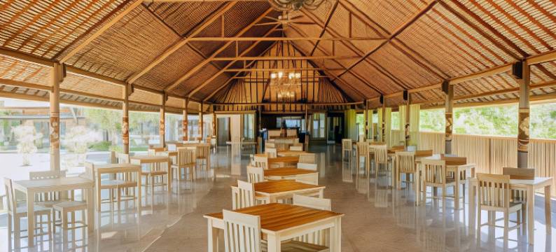 新苏纳里罗威那海滩度假村(New Sunari Lovina Beach Resort)图片