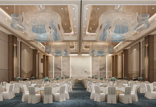 Wyndham Garden Sonasea Van Don Hotel Overview