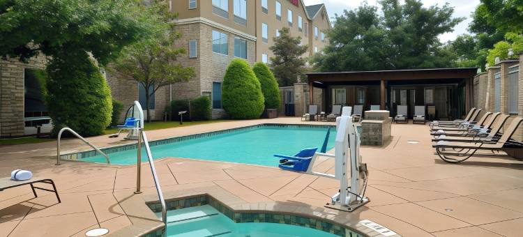 登顿希尔顿花园酒店(Hilton Garden Inn Denton)图片