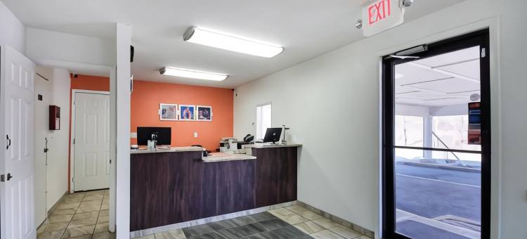 查尔斯镇6号汽车旅馆(Motel 6 Charles Town, WV)图片