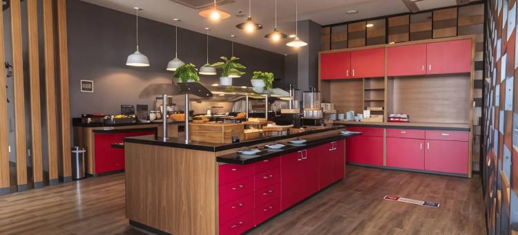 宜必思洛雷纳酒店(Ibis Lorena)图片