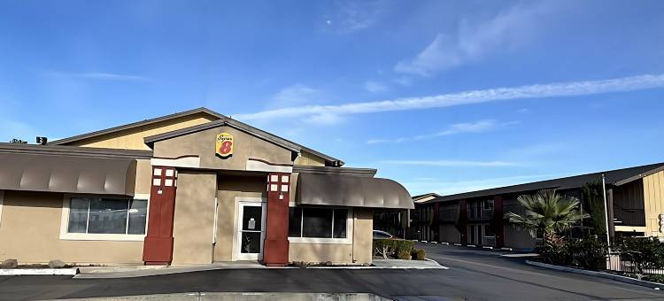 雷德布拉夫速8酒店(Super 8 by Wyndham Red Bluff)图片