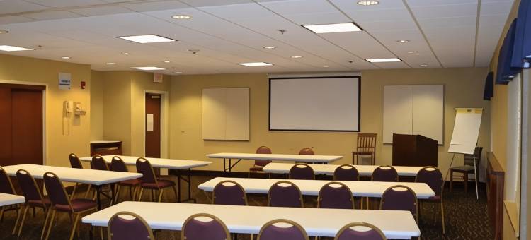 智选假日套房酒店安尼斯顿/牛津(Holiday Inn Express & Suites Anniston/Oxford)图片
