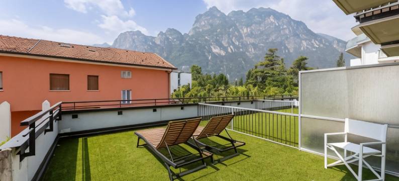 麦拉戈酒店(Hi Hotels Riva)图片