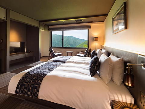 箱根喀山酒吧酒店