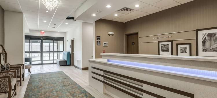 达拉斯中环/北公园区欢朋酒店(Hampton Inn & Suites North Dallas Central Expy)图片