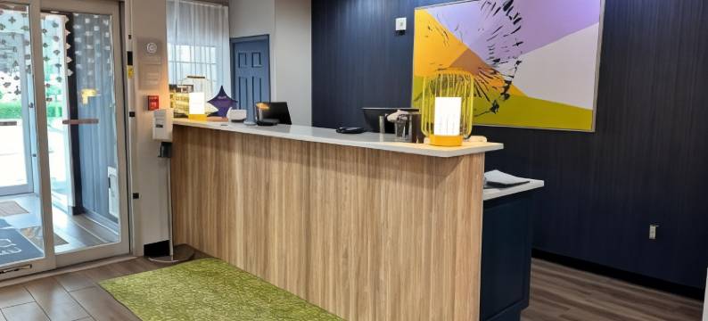 吉尔福Spark酒店(Spark by Hilton Guilford)图片