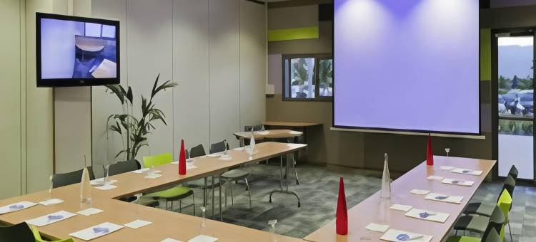 宜必思尚品内登斯维特姆公园酒店(Ibis Styles Saint-Julien-en-Genevois Vitam)图片