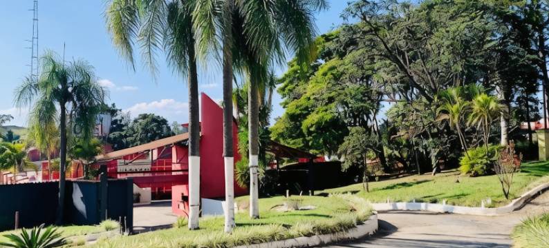 豪华汽车旅馆(Motel Luxury)图片