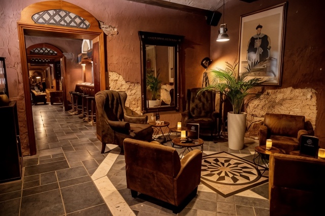 Schlosshotel WeyberhöfeOver view