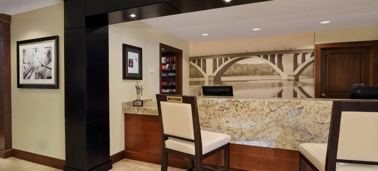 Staybridge Suites 麦克莱恩，泰森斯角(Staybridge Suites Tysons - McLean)图片