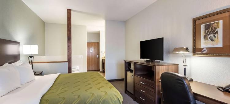 普韦布洛西品质酒店及套房(Quality Inn & Suites Pueblo West)图片