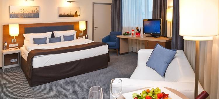 叶卡捷琳堡华美达酒店(Ramada by Wyndham Yekaterinburg)图片