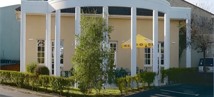 扎克德拉罗瑞圣埃尔布兰布里特酒店(Brit Hotel le Kerann Nantes St Herblain - Zac de La Lorie)图片