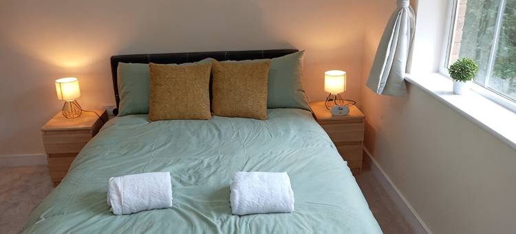 Cozy 2 Bedroom Flat, Woking | 30 min train London图片
