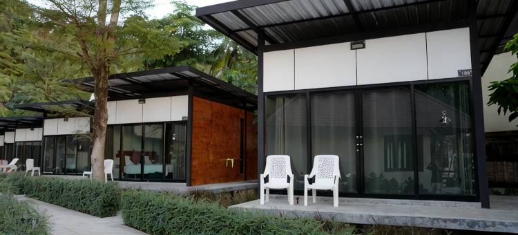 自然海滩度假村(Nature Beach Resort)图片