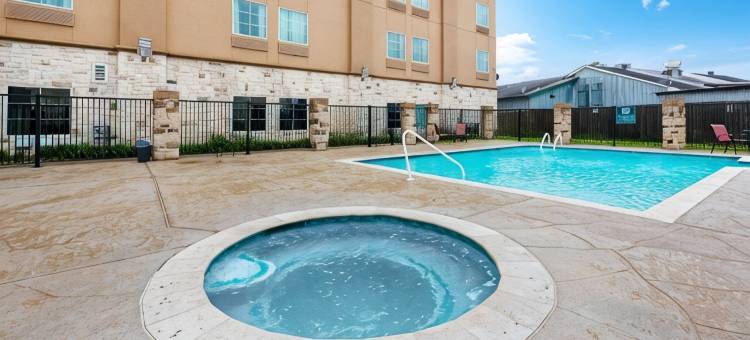 休斯顿亨布尔阿塔斯科斯塔拉昆塔温德姆套房酒店(La Quinta Inn & Suites by Wyndham Houston Humble Atascocita)图片