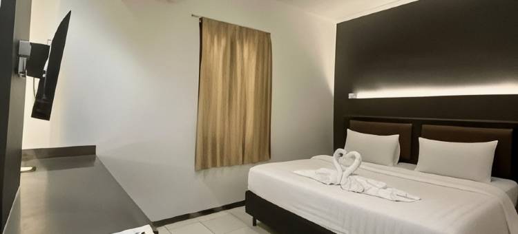 图隆阿贡沃特尔酒店(Grand Charis Hotel Tulungagung)图片