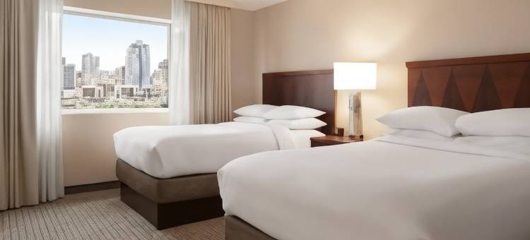 辛辛那提河心希尔顿安泊酒店(Embassy Suites by Hilton Cincinnati RiverCenter)图片