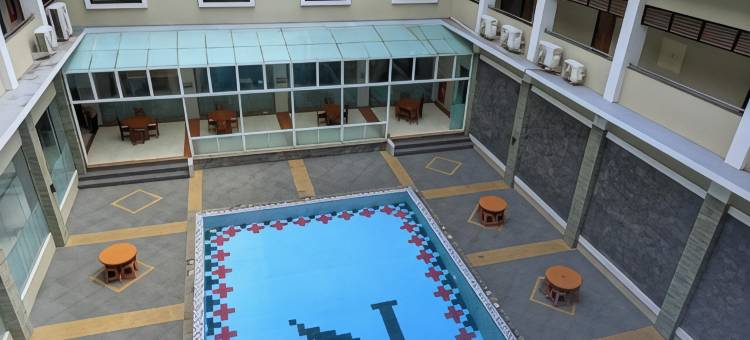 纳伦德拉广场酒店-苏邦(Hotel Nalendra Plaza Subang)图片