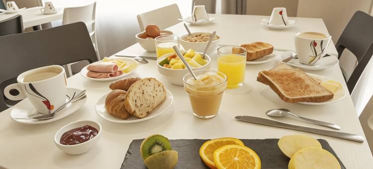 诺威拉南特中央车站原创城市酒店(The Originals City, Hôtel Novella, Nantes Centre Gare)图片