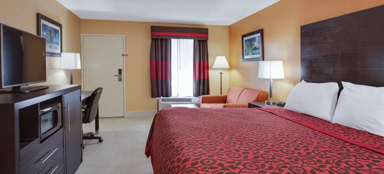 萨拉索塔湾温德姆戴斯酒店(Days Inn by Wyndham Sarasota Bay)图片