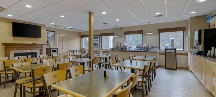 乔治湖贝斯特韦斯特酒店(Best Western of Lake George)图片