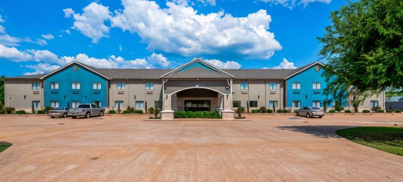 阿托卡贝斯特韦斯特套房酒店(Best Western Atoka Inn  Suites)图片