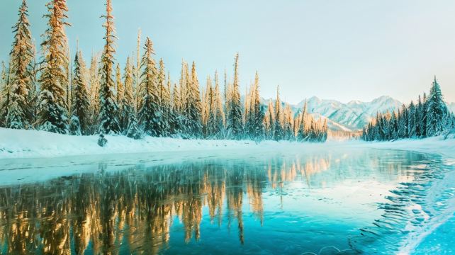 <5天>【暢爽冰雪落基山 +1$享溫哥華精華遊】套餐A·溫進卡出不走回頭路：溫哥華自由行+班夫國家公園+硫磺山纜車+大理石峽谷+自選班夫溫泉/費爾蒙浪漫下午茶(2人成團)