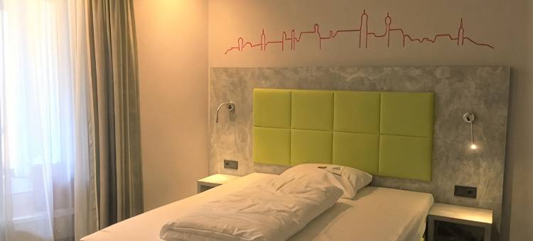 迪林根爱睡爱困酒店(SleepySleepy Hotel Dillingen)图片
