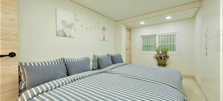 多情之家/弘大入口站。7号出口，可以开派对房。可爱的宽敞空间(Seoul Dajeong House/Hongdae Entrance Sta.Exit7.  Party room. Lovely Big House)图片
