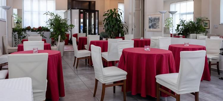 新铁路酒店(Hotel la Nuova Rotaia)图片