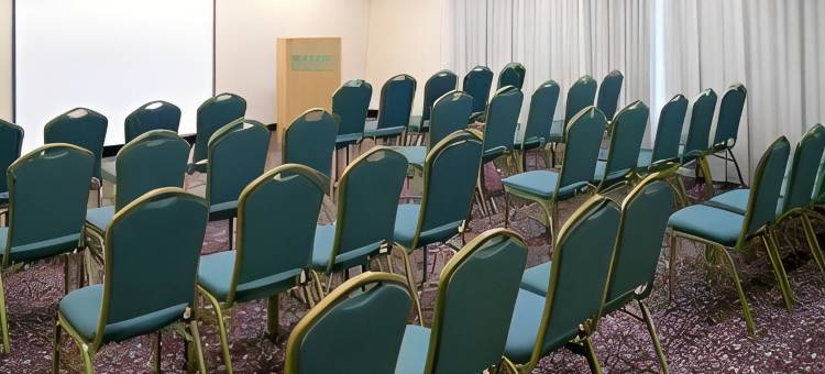 坦帕布兰登摄政公园拉昆塔温德姆套房酒店(La Quinta Inn & Suites by Wyndham Tampa Brandon Regency Park)图片