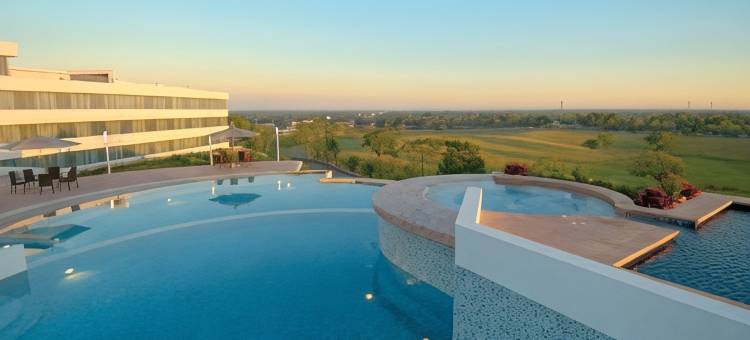 比亚埃尔莫萨机场假日酒店(Holiday Inn VILLAHERMOSA AEROPUERTO by IHG)图片