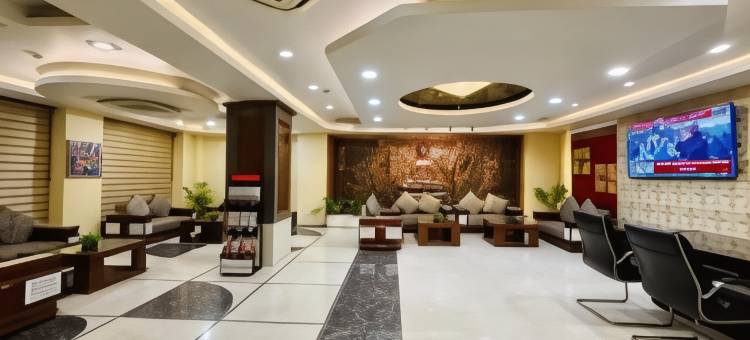 萨马尔潘红色天鹅绒酒店(The Red Velvet Hotel Samarpan, Patna)图片