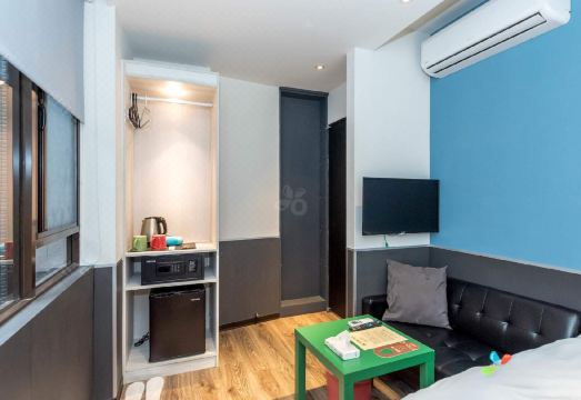 Colorful Saigon-Central, Spacious & Amazing Price Hotel Overview