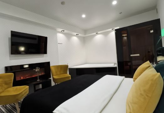 Mister Zhulebin Mini-Hotel Hotel Overview