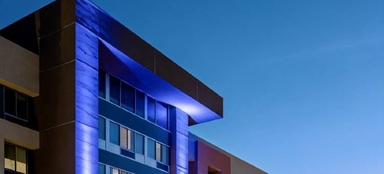 棕榈沙漠千禧智选假日套房酒店(Holiday Inn Express & Suites PALM DESERT - MILLENNIUM by IHG)图片