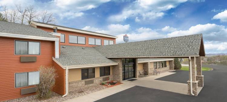 西萨冷AmericInn酒店(AmericInn by Wyndham West Salem)图片