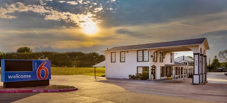 布赖恩大学城6号汽车旅馆(Motel 6 Bryan, TX - College Station)图片