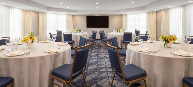 基奇纳万怡酒店(Courtyard Kitchener)图片