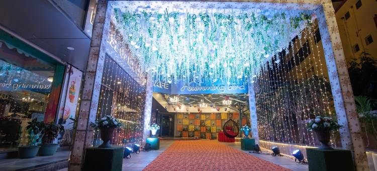 蜂鸟酒店和宴会(Humming Bird Hotel & Banquet)图片
